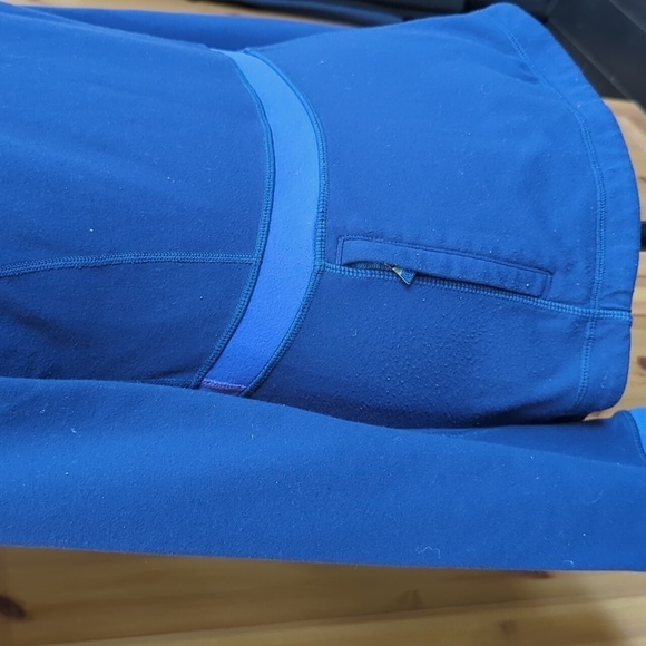 Vintage Lululemon  Full Zip Jacket in EUC Size 6 - Picture 7 of 13